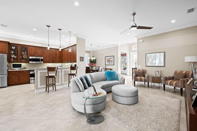 9653 Sail Palm Court, Boynton Beach, FL 33473