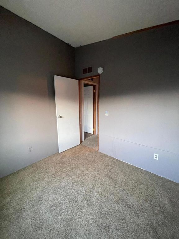 Image 9 of property listing at 32142 Wells Fargo Road, Thousand Palms, CA 92276