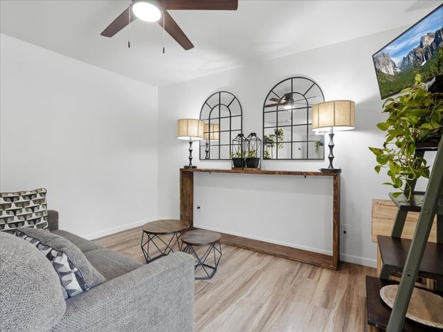 45893 Sutton Dr, Oakhurst, CA 93644