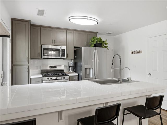 45893 Sutton Dr, Oakhurst, CA 93644