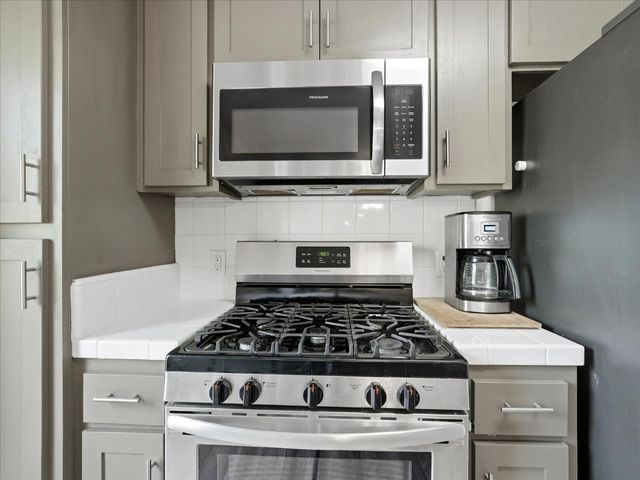 45893 Sutton Dr, Oakhurst, CA 93644