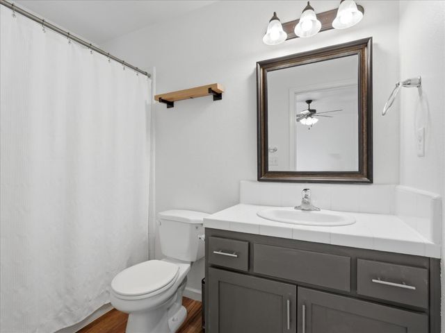 45893 Sutton Dr, Oakhurst, CA 93644