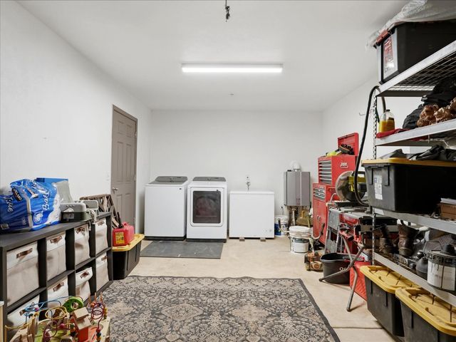 45893 Sutton Dr, Oakhurst, CA 93644