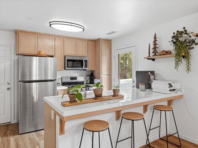 45893 Sutton Dr, Oakhurst, CA 93644