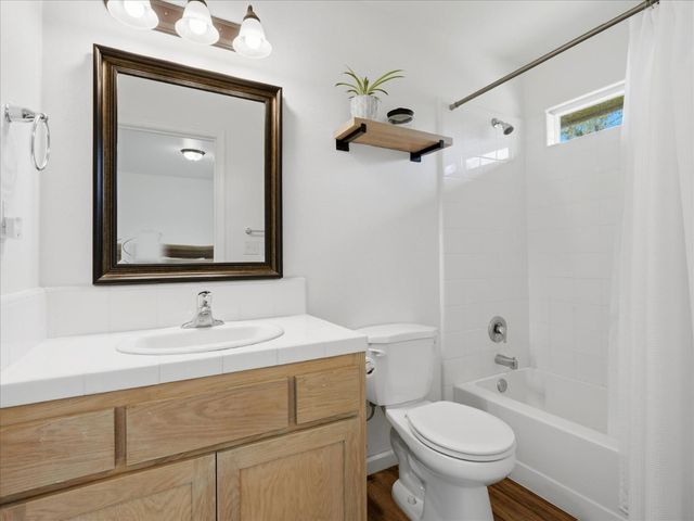 45893 Sutton Dr, Oakhurst, CA 93644