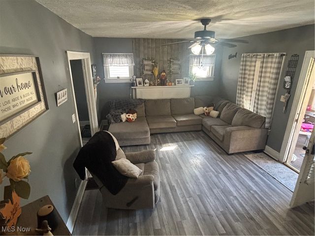 632 N 9th Street, Cambridge, OH 43725