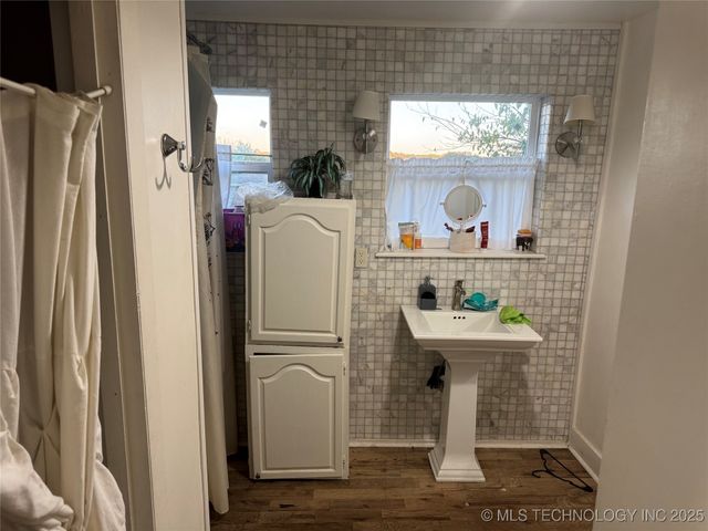 1120 Springdale Road, Ardmore, OK 73401