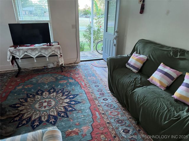 1120 Springdale Road, Ardmore, OK 73401