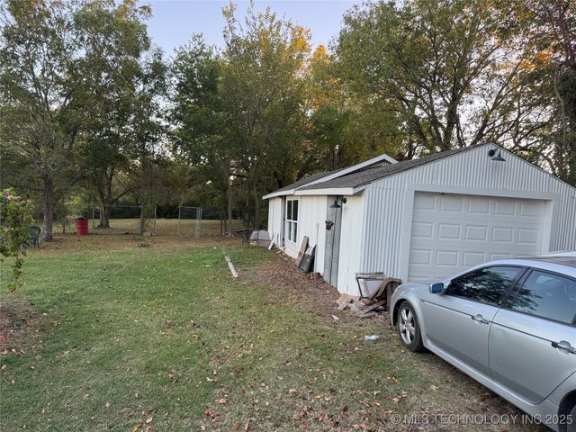 1120 Springdale Road, Ardmore, OK 73401