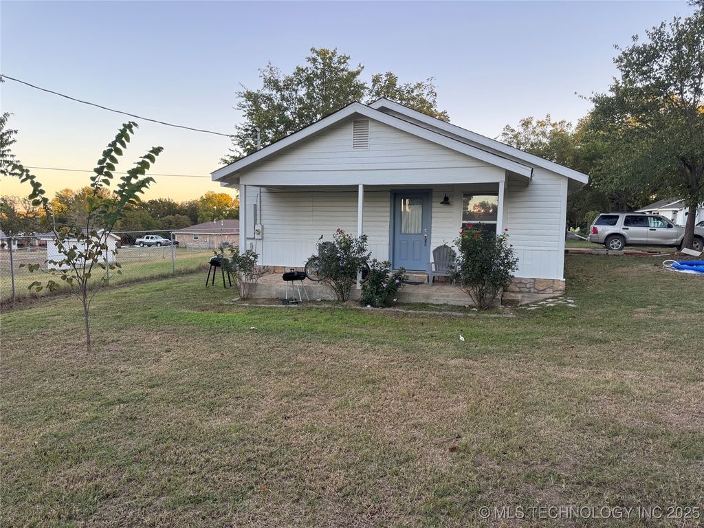 1120 Springdale Road, Ardmore, OK 73401