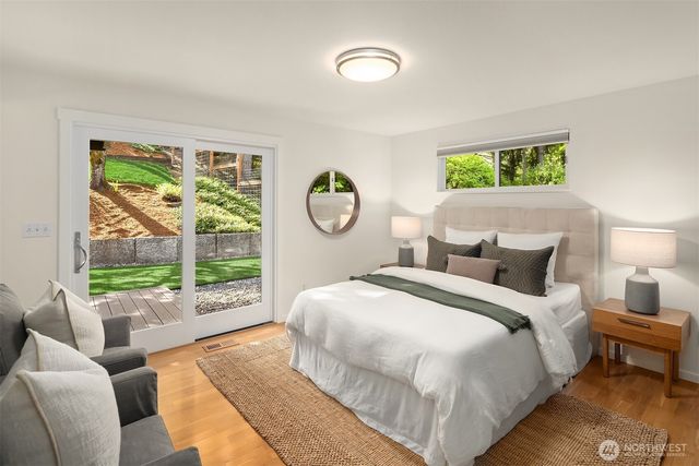 7231 91st Place SE, Mercer Island, WA 98040