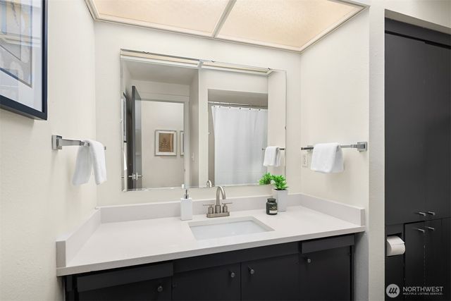 7231 91st Place SE, Mercer Island, WA 98040