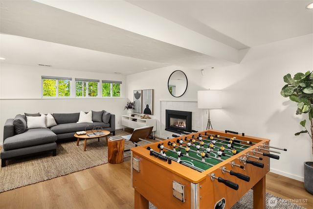 7231 91st Place SE, Mercer Island, WA 98040