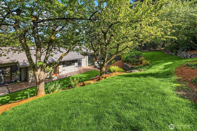 7231 91st Place SE, Mercer Island, WA 98040