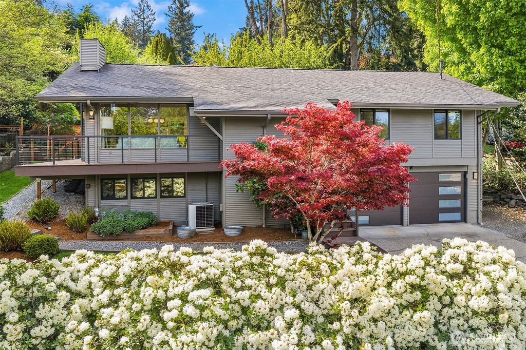 7231 91st Place SE, Mercer Island, WA 98040