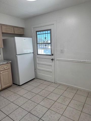 3325 BEE RIDGE ROAD 4A, Sarasota, FL 34239