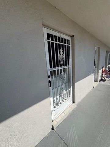 3325 BEE RIDGE ROAD 4A, Sarasota, FL 34239