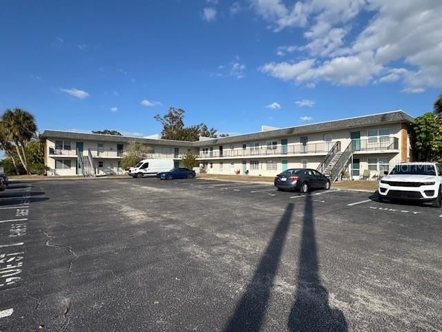 3325 BEE RIDGE ROAD 4A, Sarasota, FL 34239