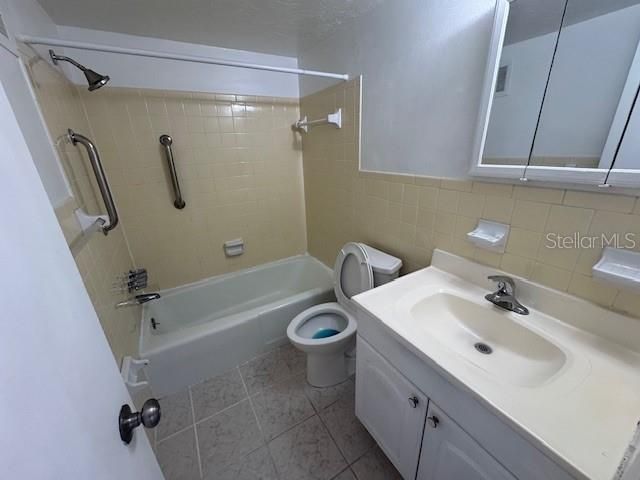 3325 BEE RIDGE ROAD 4A, Sarasota, FL 34239