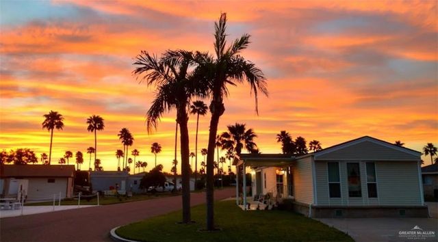 2412 Bobolink W Circle, Palmview, TX 78572