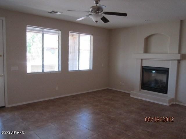 9018 W SUPERIOR Avenue, Tolleson, AZ 85353