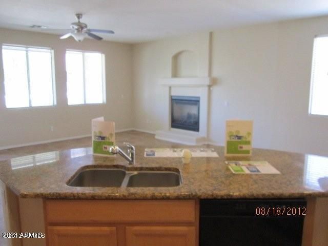 9018 W SUPERIOR Avenue, Tolleson, AZ 85353