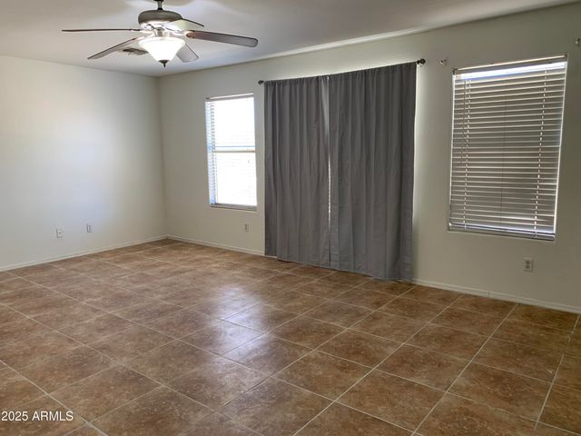 9018 W SUPERIOR Avenue, Tolleson, AZ 85353