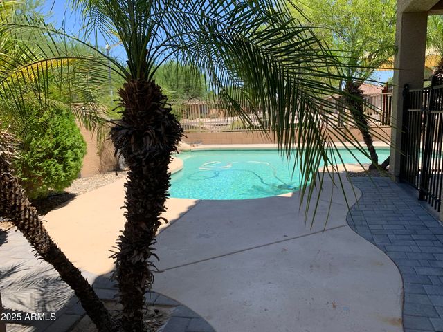 9018 W SUPERIOR Avenue, Tolleson, AZ 85353