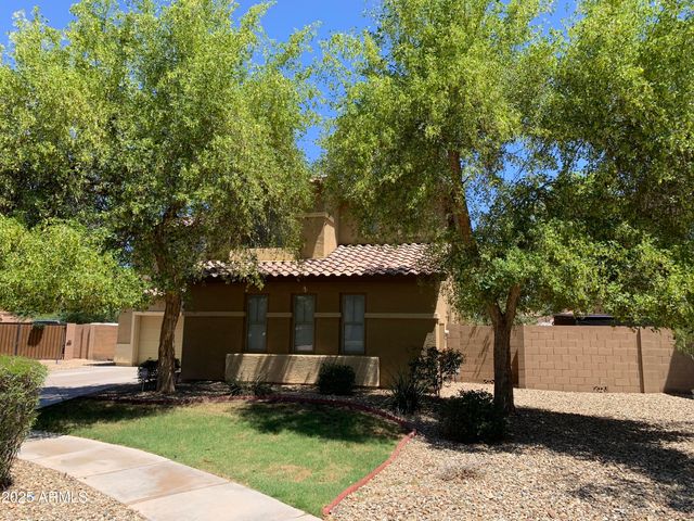 9018 W SUPERIOR Avenue, Tolleson, AZ 85353