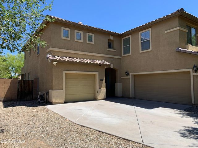 9018 W SUPERIOR Avenue, Tolleson, AZ 85353