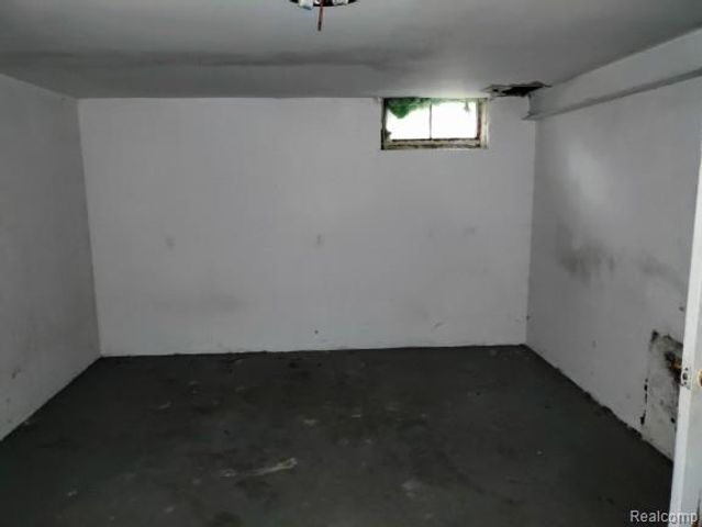 17305 Winston Street, Detroit, MI 48219