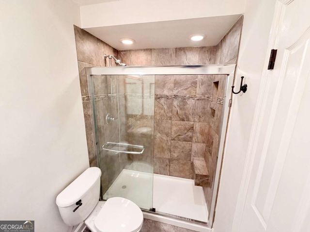 3175 Seven Pines Court 204, Atlanta, GA 30339