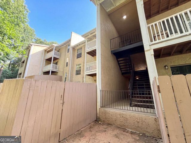 3175 Seven Pines Court 204, Atlanta, GA 30339