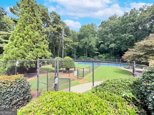 3175 Seven Pines Court 204, Atlanta, GA 30339