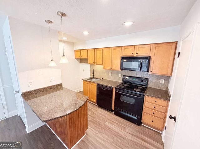 3175 Seven Pines Court 204, Atlanta, GA 30339
