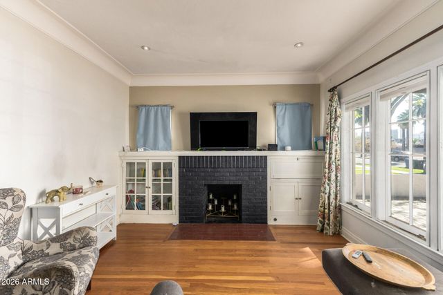 910 W PORTLAND Street, Phoenix, AZ 85007