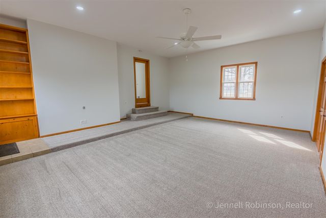 7154 Morse Lake Avenue A, Alto, MI 49302
