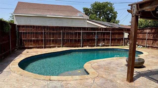 3205 18th Street, Plano, TX 75074