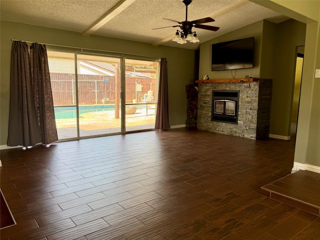 3205 18th Street, Plano, TX 75074
