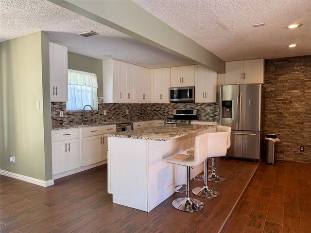 3205 18th Street, Plano, TX 75074