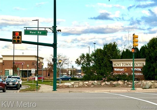 Lot 12,13 Novi Rd, Novi, MI 48375