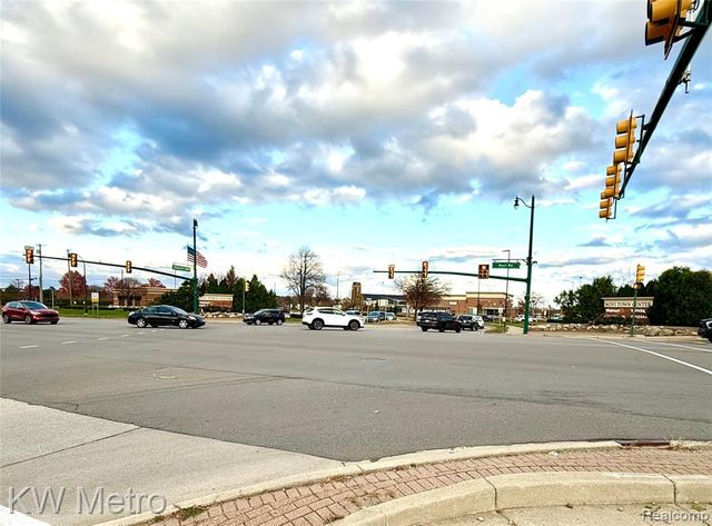 Lot 12,13 Novi Rd, Novi, MI 48375