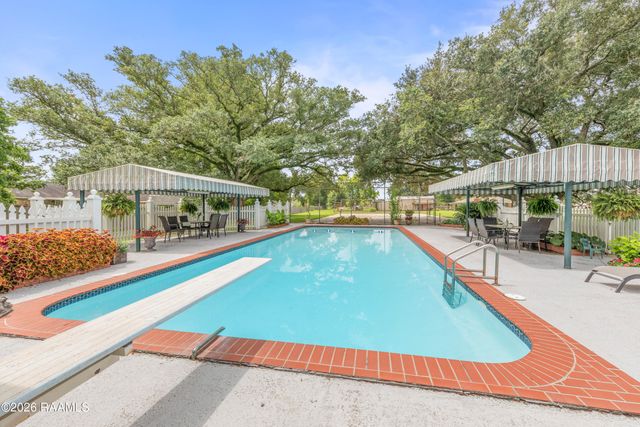 415 Youngsville Highway, Lafayette, LA 70508