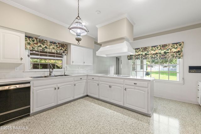 415 Youngsville Highway, Lafayette, LA 70508