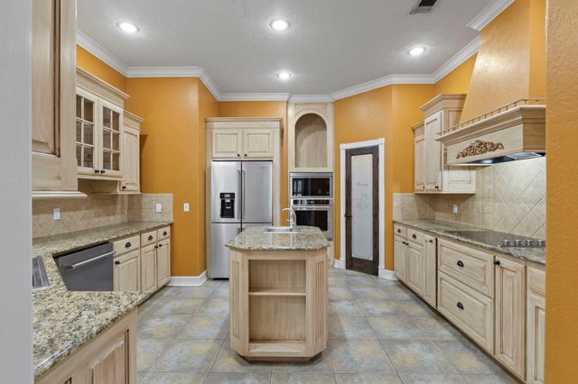 461 County Road 4270, Woodville, TX 75979