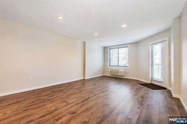 115 Polifly Road 5D, Hackensack, NJ 07601