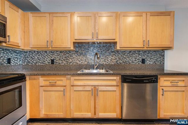 115 Polifly Road 5D, Hackensack, NJ 07601