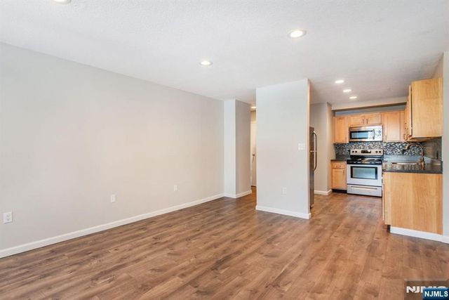 115 Polifly Road 5D, Hackensack, NJ 07601