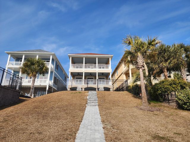 424 W Palms Dr., Myrtle Beach, SC 29579