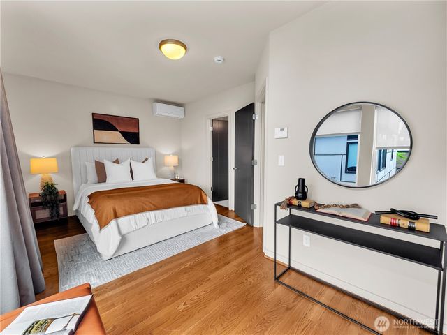 2038 NW 62nd Street, Seattle, WA 98107